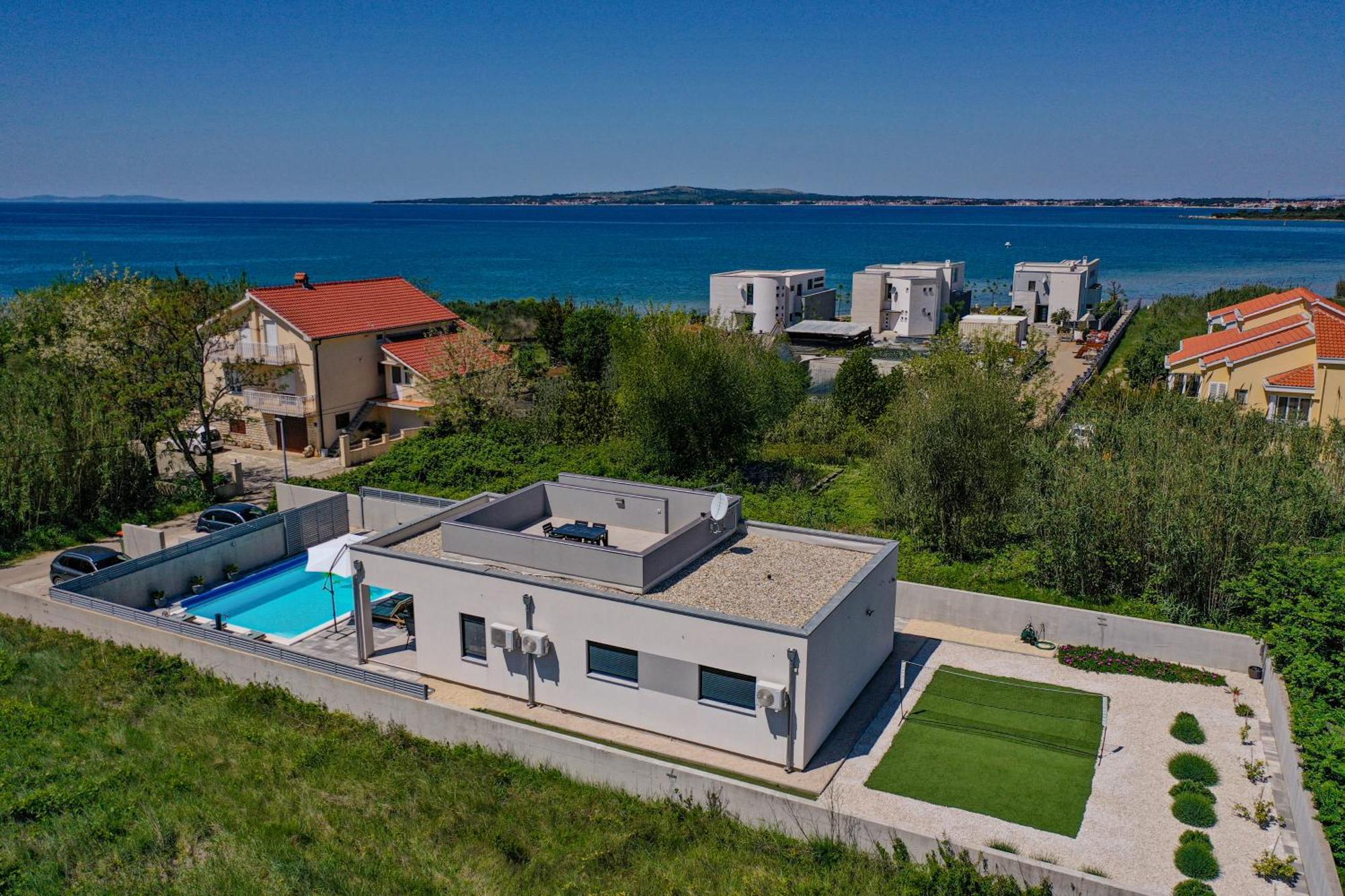 Holiday House Sara With Heated Pool Privlaka  Exterior photo